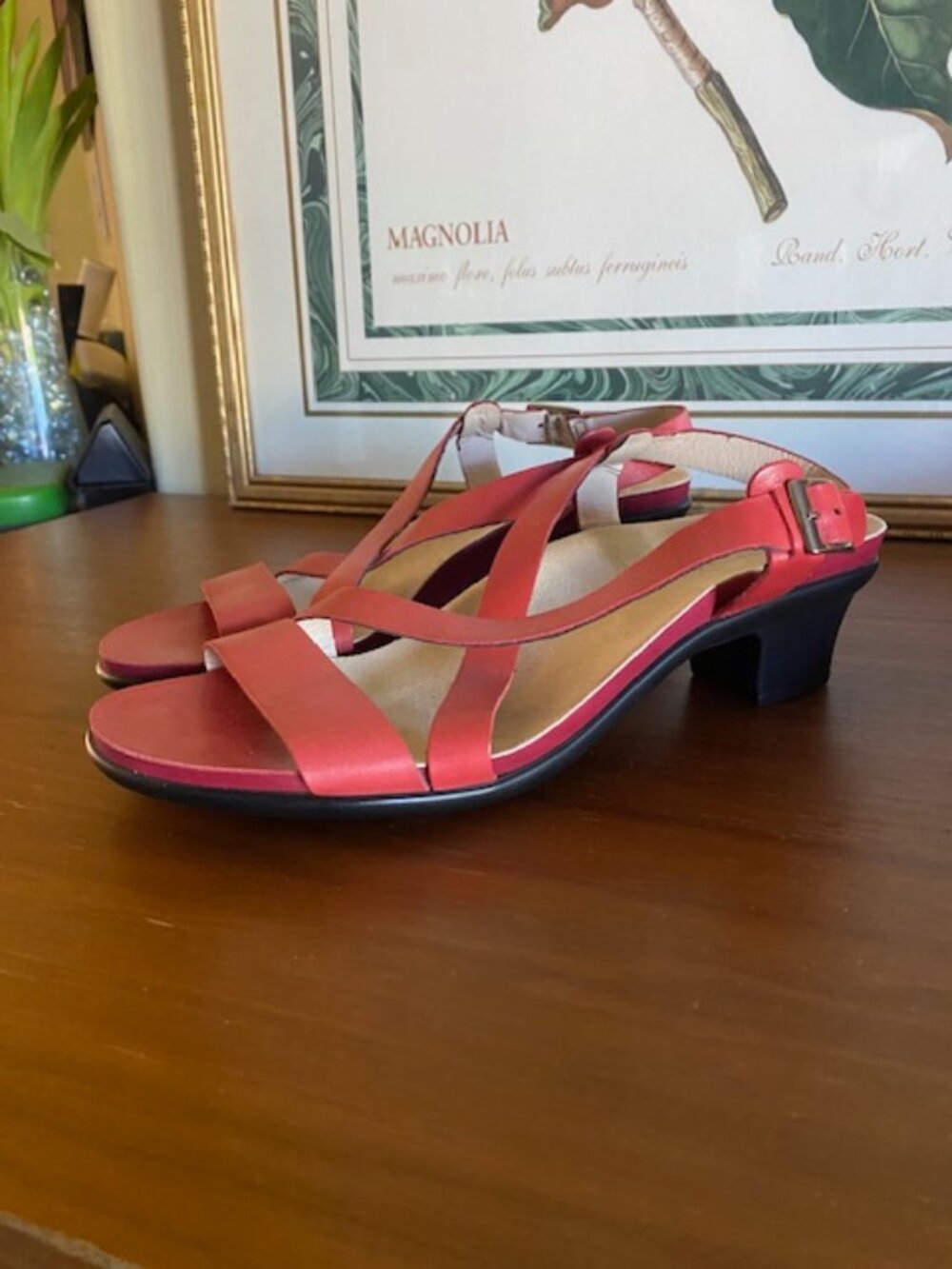 SAS Women's Red Nouveau Alfa Comfort Ankle Strap Sandals Size 9 M